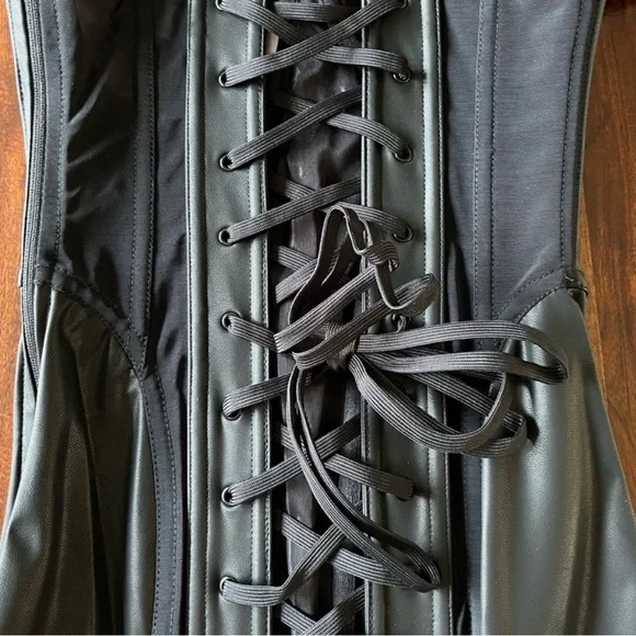 Savage X Fenty Black Caviar Renaissance Rose Corset Dress XL, NWOT - Picture 7 of 12